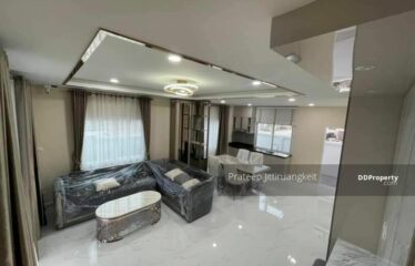บ้านอิสระและบ้านแฝด บ้านอัจฉริยะฟังก์ชั่นบ้านเดี่ยว ทำเลพิเศษในศรีราชา