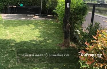ขายด่วน! !! VIVE ทาวน์โฮม บางนา กม 7 หลังมุม ติดถนนหลัก วิว ทะเลสาบ และ สวนสวย โทร 061 979 2391